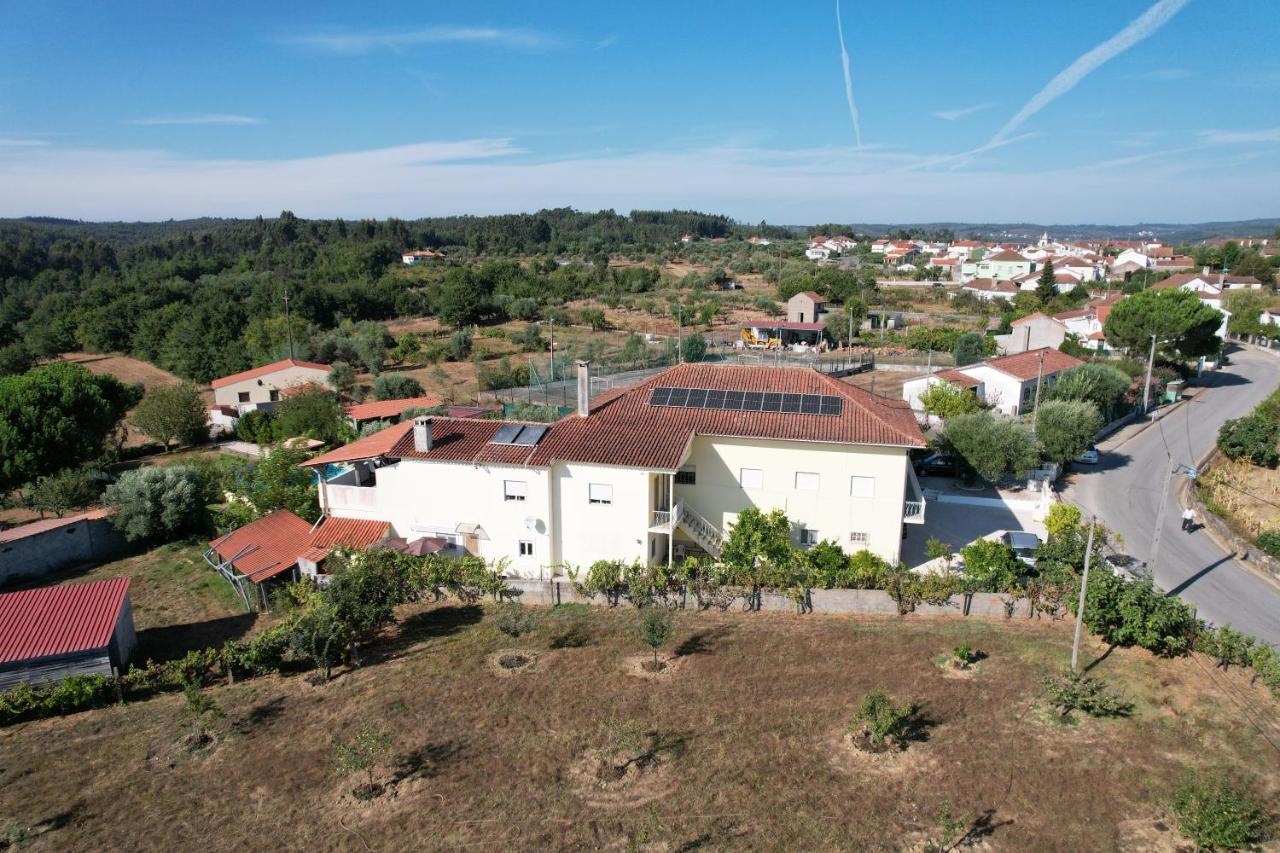 A Casa Amarela Apartamento Pinheiro de Coja Exterior foto